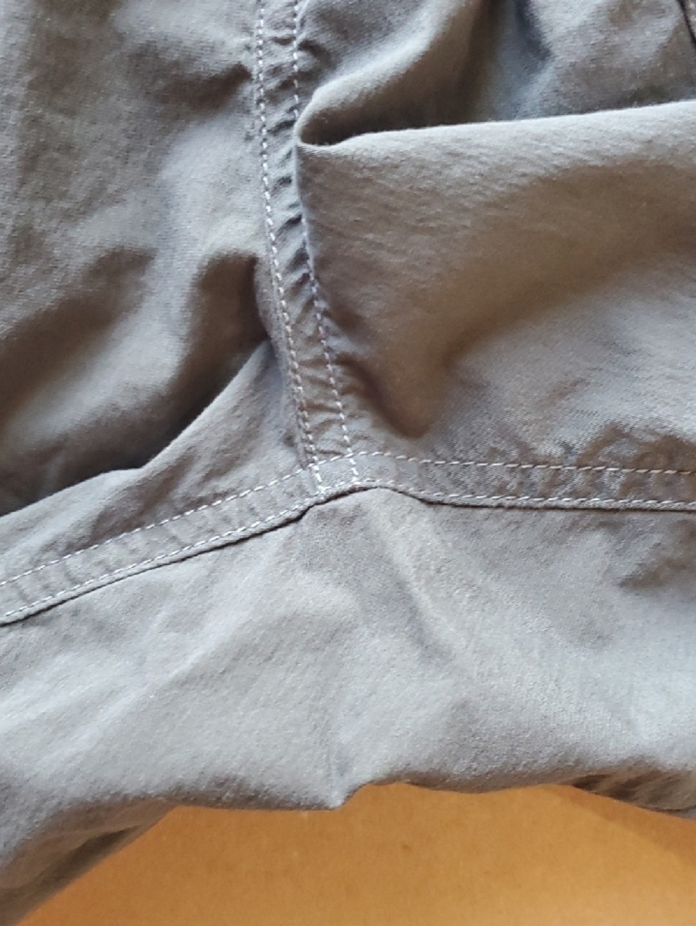 Kuhl Women’s Casual Pocket Shorts in Charcoal 10 - Picture 5 of 13